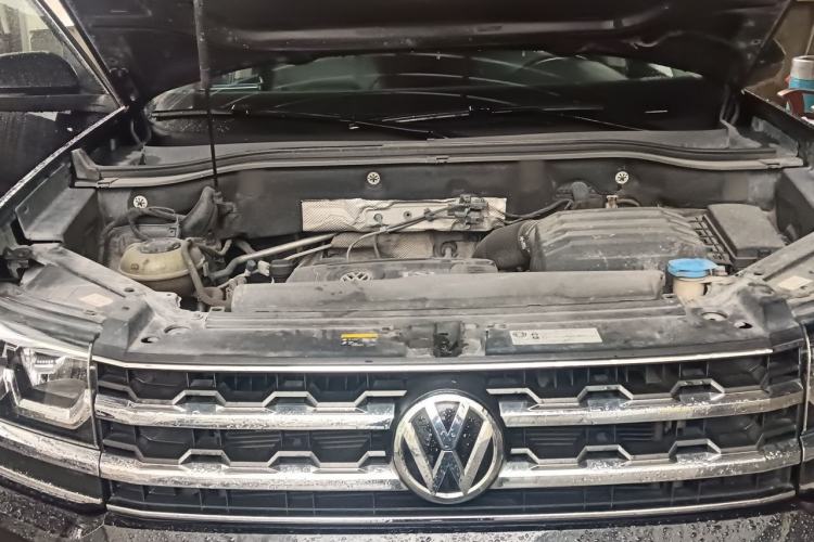 Used Volkswagen Teramont 2020 380TSI Four-Wheel Drive Luxury Version China VI Standard Engine Bay