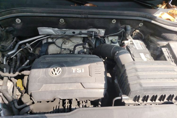 Used Volkswagen Teramont 2020 380TSI Four-Wheel Drive Luxury Version China VI Standard Engine Bay