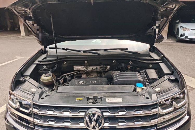Used Volkswagen Teramont 2020 380TSI Four-Wheel Drive Luxury Version China VI Standard Engine Bay