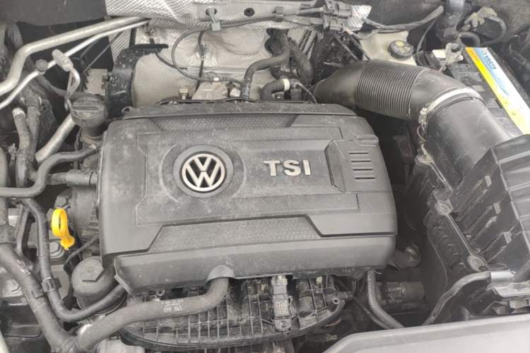Used Volkswagen Teramont 2020 380TSI Four-Wheel Drive Luxury Version China VI Standard Engine Bay