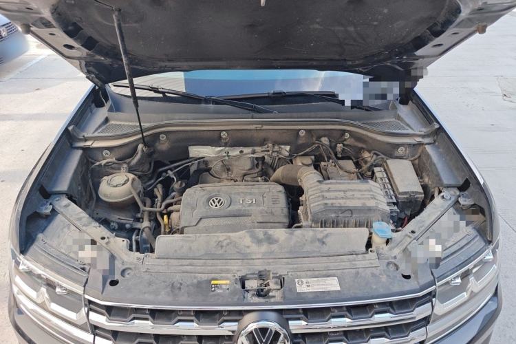 Used Volkswagen Teramont 2020 Revised Version 380TSI Four-Wheel Drive Luxury Edition Engine Bay