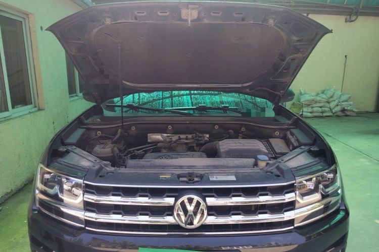 Used Volkswagen Teramont 2020 380TSI Four-Wheel Drive Luxury Version China VI Standard Engine Bay