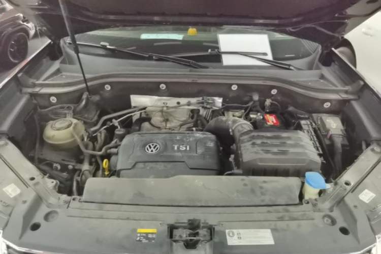 Used Volkswagen Teramont 2020 Revised Version 380TSI Four-Wheel Drive Comfort Edition Engine Bay