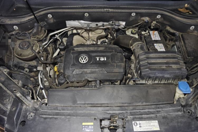 Used Volkswagen Teramont 2020 Revised Version 380TSI Four-Wheel Drive Flagship Edition Engine Bay