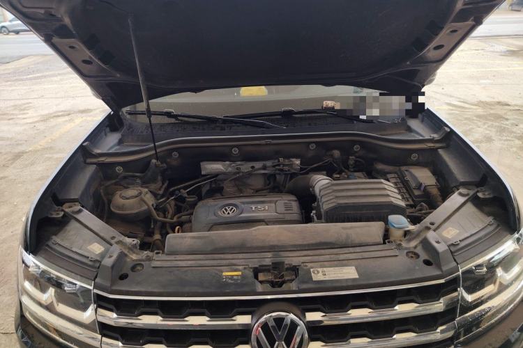 Used Volkswagen Teramont 2020 380TSI Four-Wheel Drive Luxury Version China VI Standard Engine Bay