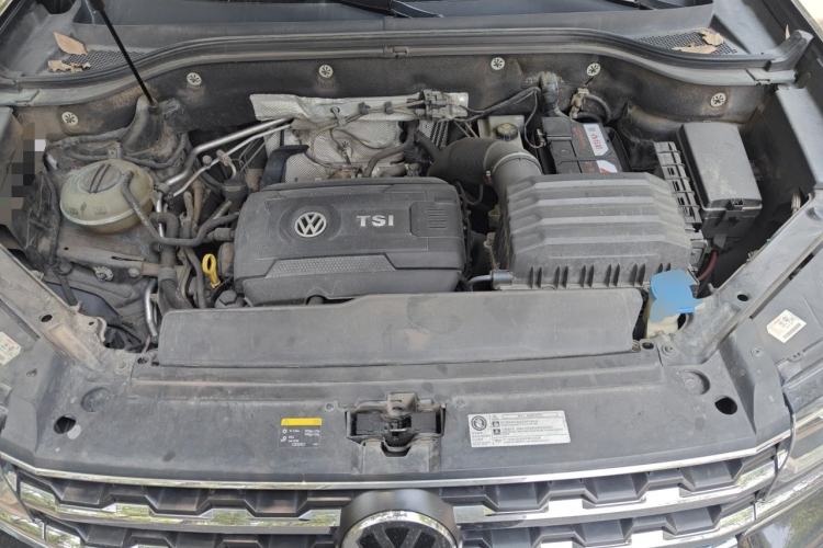 Used Volkswagen Teramont 2020 380TSI Four-Wheel Drive Luxury Version China VI Standard Engine Bay
