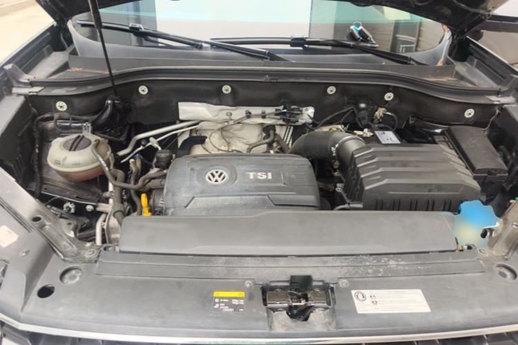 Used Volkswagen Teramont 2020 380TSI Four-Wheel Drive Comfort Edition China VI Standard Engine Bay