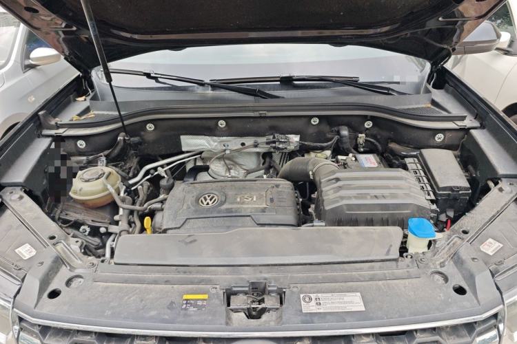 Used Volkswagen Teramont 2020 Revised Version 380TSI Four-Wheel Drive Luxury Edition Engine Bay