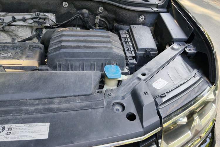 Used Volkswagen Teramont 2020 380TSI Four-Wheel Drive Luxury Version China VI Standard Engine Bay Left