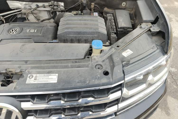 Used Volkswagen Teramont 2020 380TSI Four-Wheel Drive Luxury Version China VI Standard Engine Bay Left