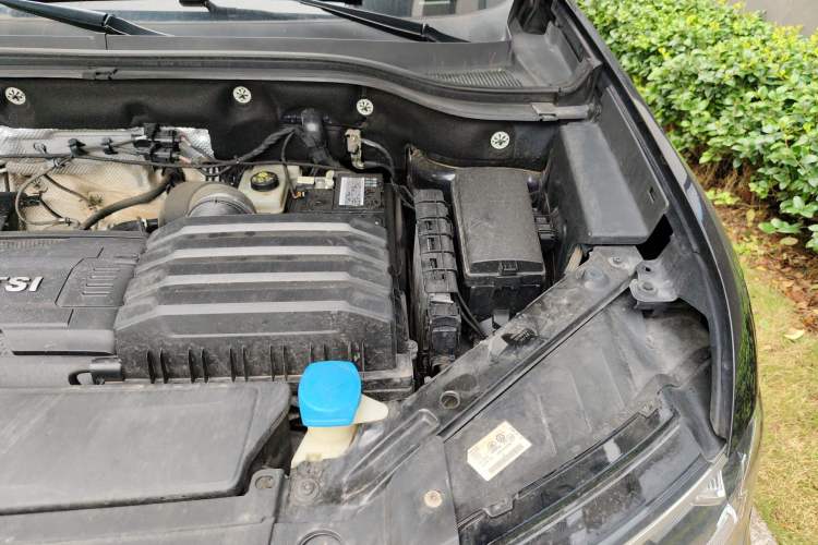 Used Volkswagen Teramont 2020 380TSI Four-Wheel Drive Luxury Version China VI Standard Engine Bay Left