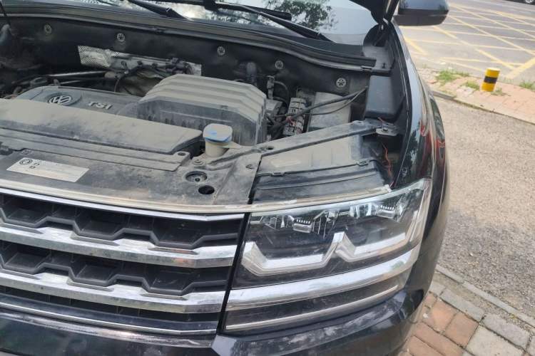 Used Volkswagen Teramont 2020 380TSI Four-Wheel Drive Comfort Edition China VI Standard Engine Bay Left