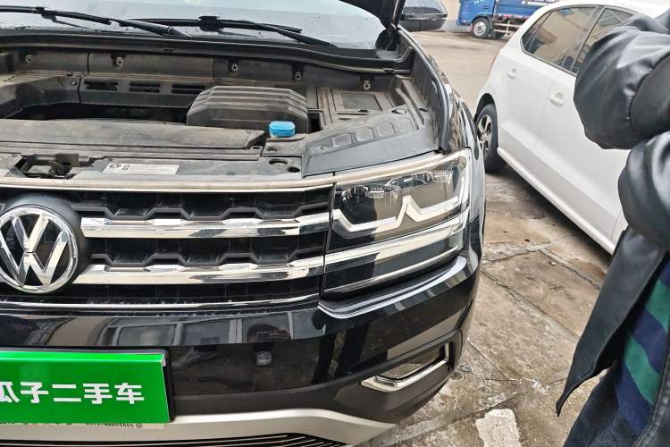 Used Volkswagen Teramont 2020 380TSI Four-Wheel Drive Luxury Version China VI Standard Engine Bay Left