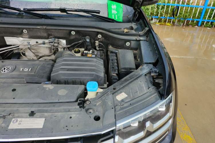Used Volkswagen Teramont 2020 380TSI Four-Wheel Drive Comfort Edition China VI Standard Engine Bay Left