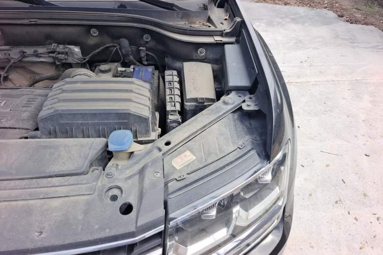 Used Volkswagen Teramont 2020 380TSI Four-Wheel Drive Luxury Version China VI Standard Engine Bay Left