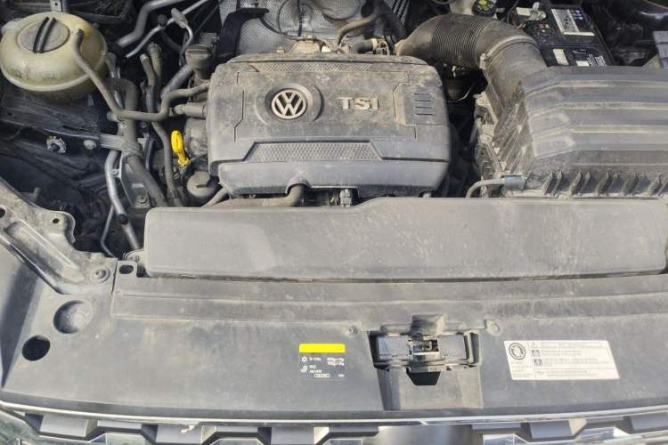 Used Volkswagen Teramont 2020 380TSI Four-Wheel Drive Comfort Edition China VI Standard Engine Bay