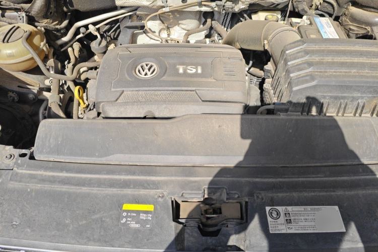 Used Volkswagen Teramont 2020 380TSI Four-Wheel Drive Luxury Version China VI Standard Engine Bay