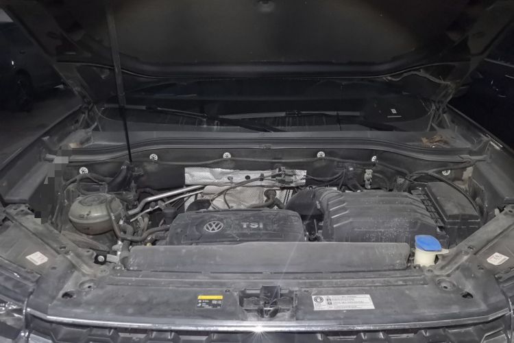 Used Volkswagen Teramont 2020 Revised Version 380TSI Four-Wheel Drive Luxury Edition Engine Bay