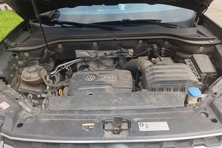 Used Volkswagen Teramont 2020 Revised Version 380TSI Four-Wheel Drive Luxury Edition Engine Bay