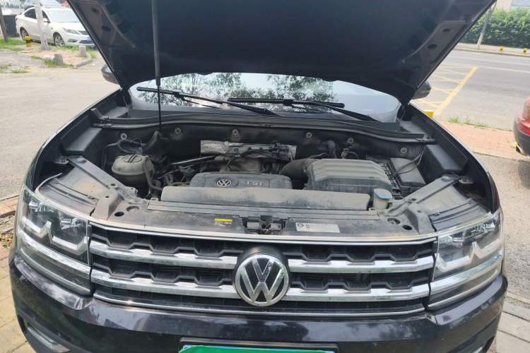 Used Volkswagen Teramont 2020 380TSI Four-Wheel Drive Comfort Edition China VI Standard Engine Bay