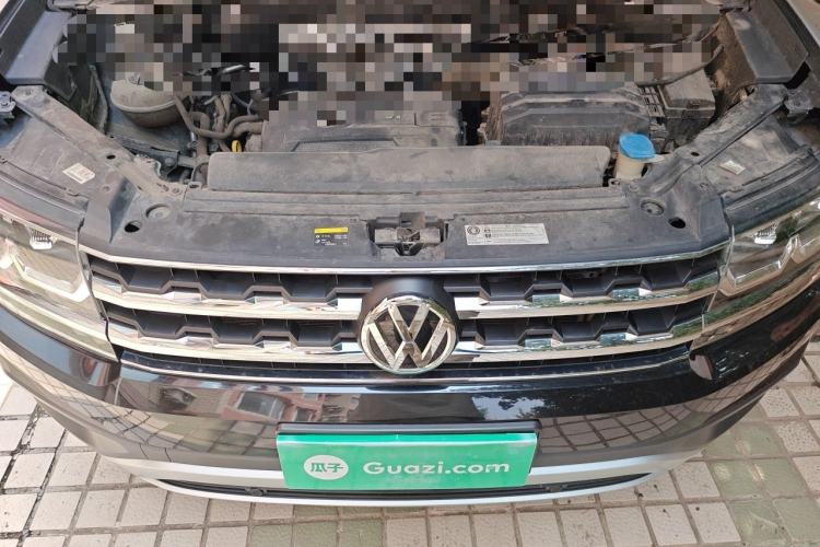 Used Volkswagen Teramont 2020 380TSI Four-Wheel Drive Luxury Version China VI Standard Engine Bay
