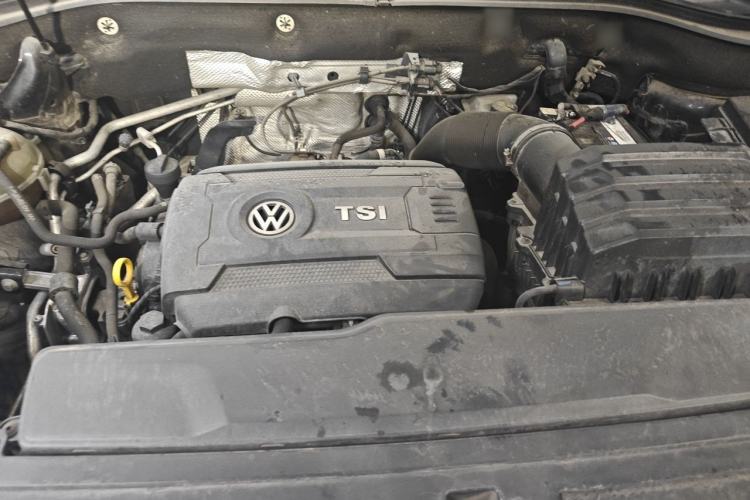 Used Volkswagen Teramont 2020 380TSI Four-Wheel Drive Luxury Version China VI Standard Engine Bay