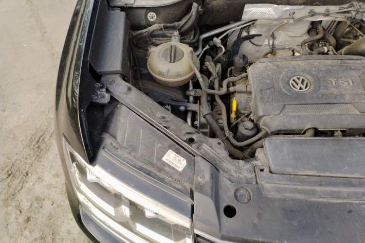 Used Volkswagen Teramont 2020 380TSI Four-Wheel Drive Luxury Version China VI Standard Engine Bay Right