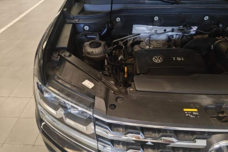 Used Volkswagen Teramont 2020 380TSI Four-Wheel Drive Luxury Version China VI Standard Engine Bay Right