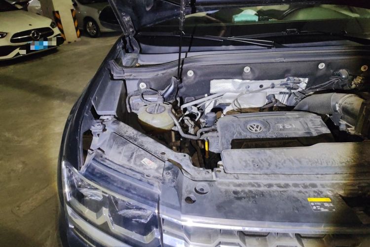 Used Volkswagen Teramont 2020 380TSI Four-Wheel Drive Luxury Version China VI Standard Engine Bay Right