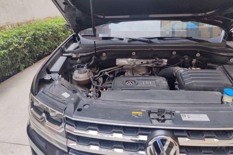 Used Volkswagen Teramont 2020 Revised Version 380TSI Four-Wheel Drive Luxury Edition Engine Bay Right