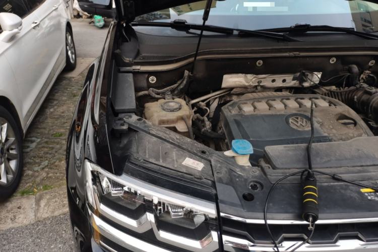 Used Volkswagen Teramont 2020 Revised Version 530 V6 Four-Wheel Drive Luxury Edition Engine Bay Right