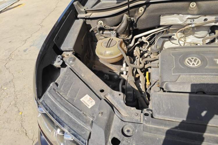Used Volkswagen Teramont 2020 380TSI Four-Wheel Drive Luxury Version China VI Standard Engine Bay Right