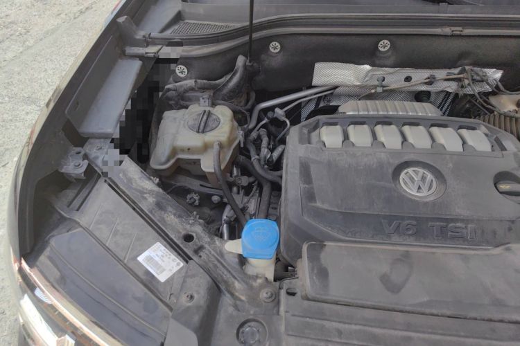 Used Volkswagen Teramont 2020 530 V6 Four-Wheel Drive Prestige Flagship Edition China VI Standard Engine Bay Right