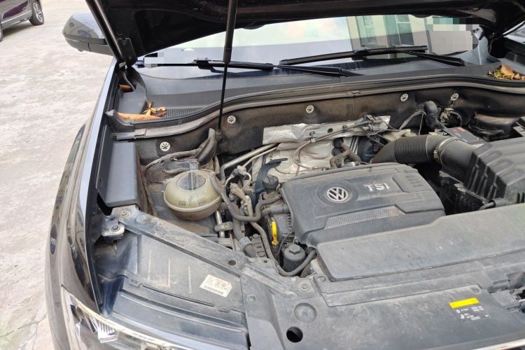 Used Volkswagen Teramont 2020 380TSI Four-Wheel Drive Luxury Version China VI Standard Engine Bay Right