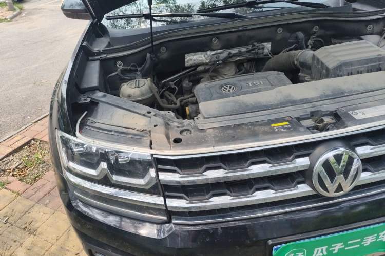 Used Volkswagen Teramont 2020 380TSI Four-Wheel Drive Comfort Edition China VI Standard Engine Bay Right