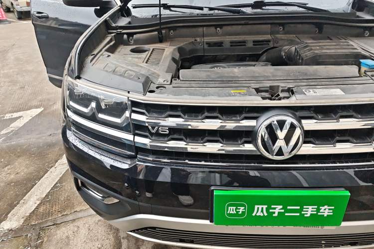 Used Volkswagen Teramont 2020 380TSI Four-Wheel Drive Luxury Version China VI Standard Engine Bay Right