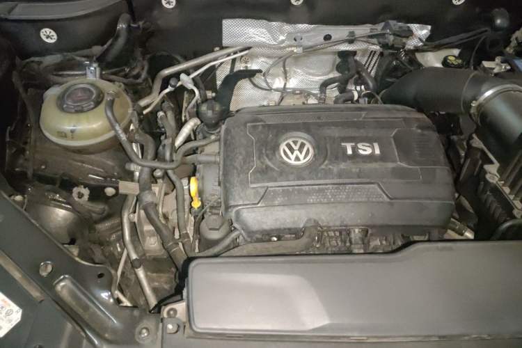 Used Volkswagen Teramont 2020 380TSI Four-Wheel Drive Comfort Edition China VI Standard Engine Bay Right
