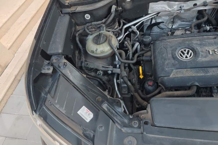 Used Volkswagen Teramont 2020 380TSI Four-Wheel Drive Luxury Version China VI Standard Engine Bay Right
