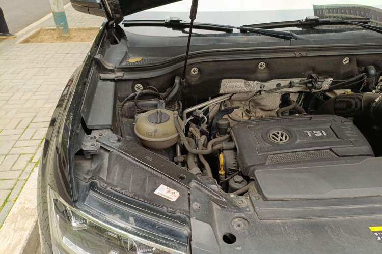 Used Volkswagen Teramont 2020 380TSI Four-Wheel Drive Luxury Version China VI Standard Engine Bay Right