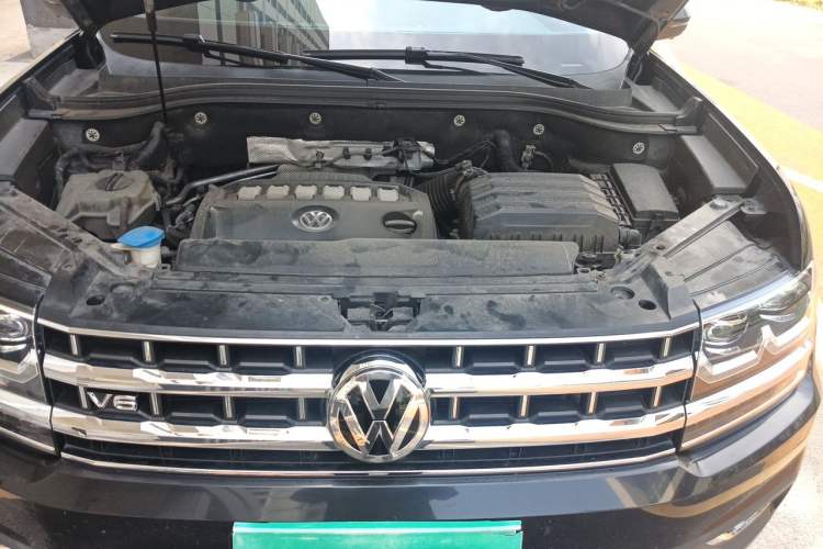 Used Volkswagen Teramont 2020 530 V6 Four-Wheel Drive Prestige Flagship Edition China VI Standard Engine Bay