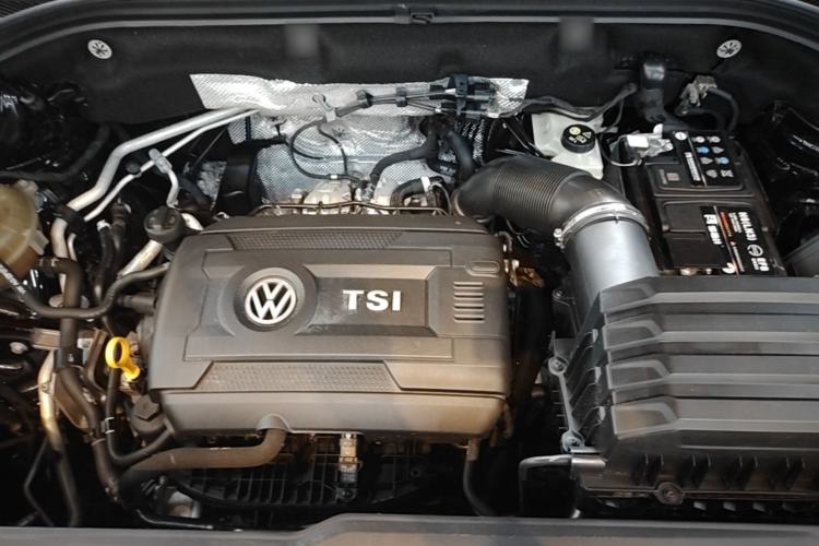 Used Volkswagen Teramont 2020 380TSI Four-Wheel Drive Flagship Version China VI Standard Engine Bay