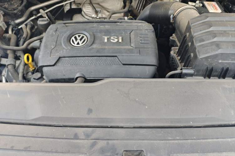 Used Volkswagen Teramont 2020 Revised Version 380TSI Four-Wheel Drive Luxury Edition Engine Bay