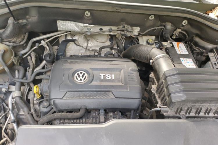 Used Volkswagen Teramont 2020 Revised Version 380TSI Four-Wheel Drive Comfort Edition Engine Bay