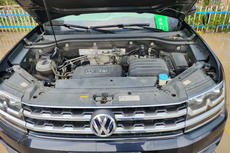 Used Volkswagen Teramont 2020 380TSI Four-Wheel Drive Comfort Edition China VI Standard Engine Bay