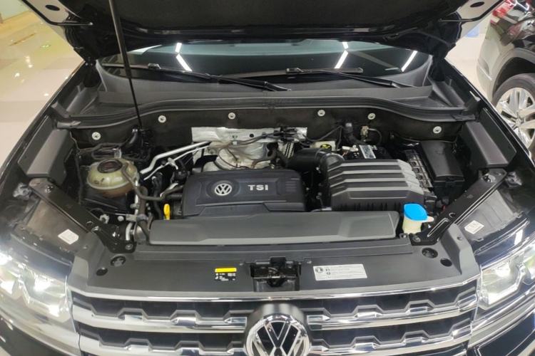 Used Volkswagen Teramont 2020 380TSI Four-Wheel Drive Comfort Edition China VI Standard Engine Bay
