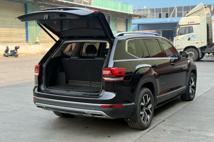 Used Volkswagen Teramont 2020 Revised Version 330TSI Two-Wheel Drive Luxury Edition Exterior 4