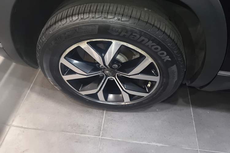 Used Volkswagen Teramont 2020 330TSI Two-Wheel-Drive Luxury Edition China VI Standard Exterior 5
