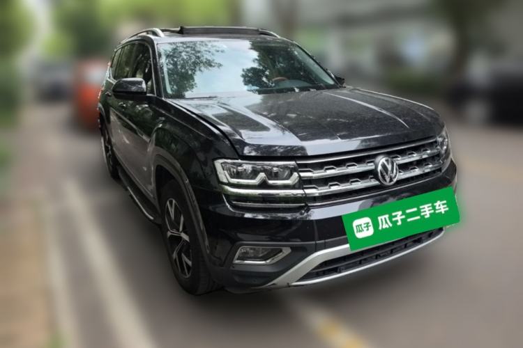 Used Volkswagen Teramont 2020 330TSI Two-Wheel-Drive Luxury Edition China VI Standard Front Right 45 Deg
