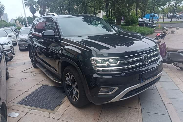 Used Volkswagen Teramont 2020 330TSI Two-Wheel-Drive Luxury Edition China VI Standard Front Right 45 Deg