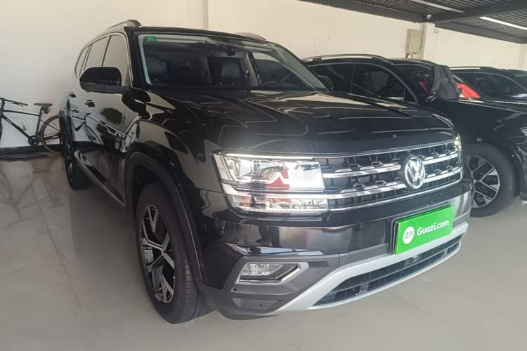 Used Volkswagen Teramont 2020 Revised Version 330TSI Two-Wheel Drive Luxury Edition Front Right 45 Deg